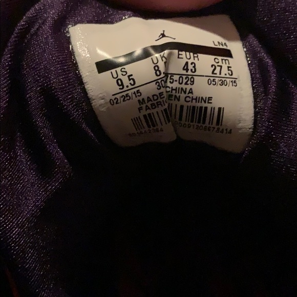 Marvin the Martian 7’s - Picture 2 of 4